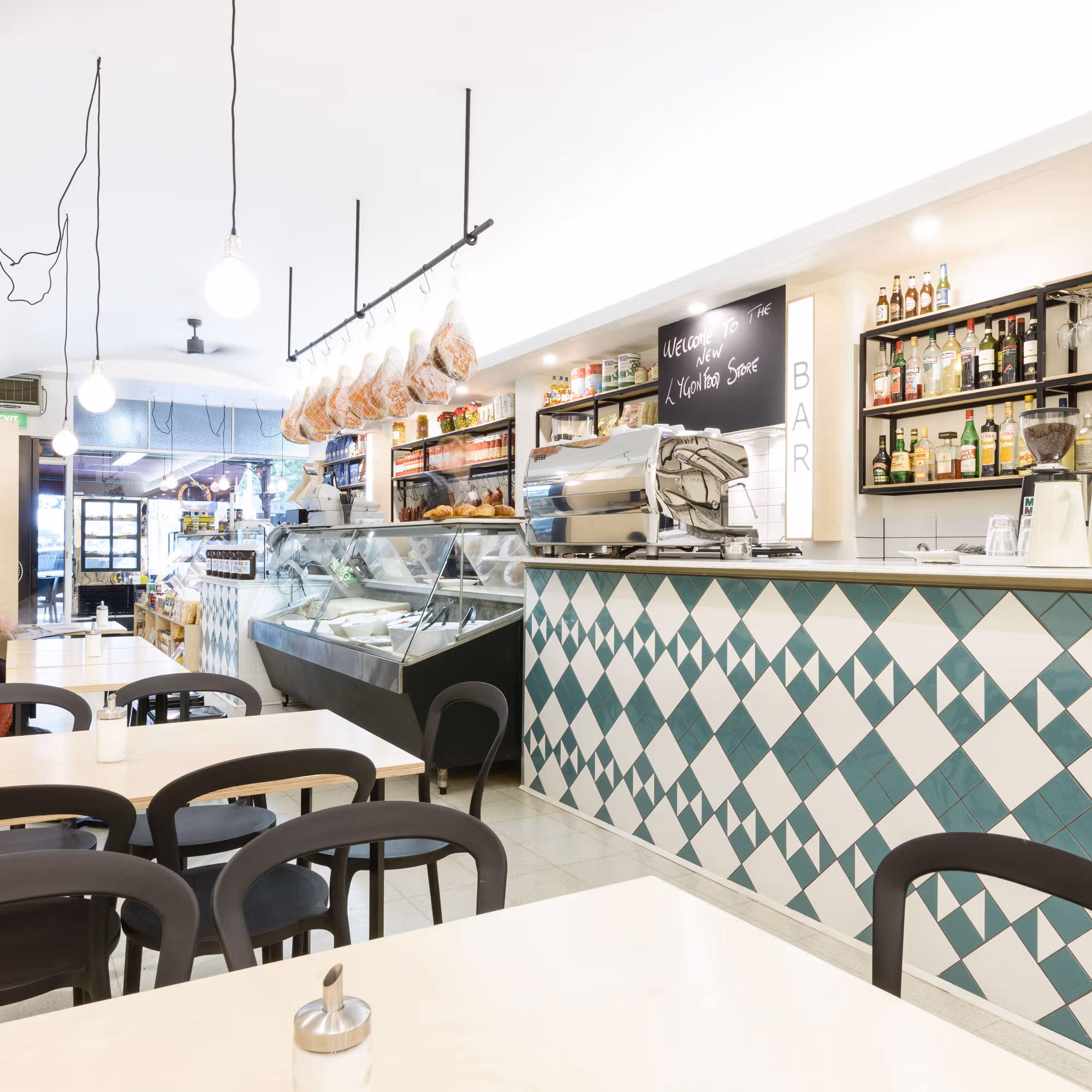 Professional retail and hospitality renovation and fitout services in Sydney